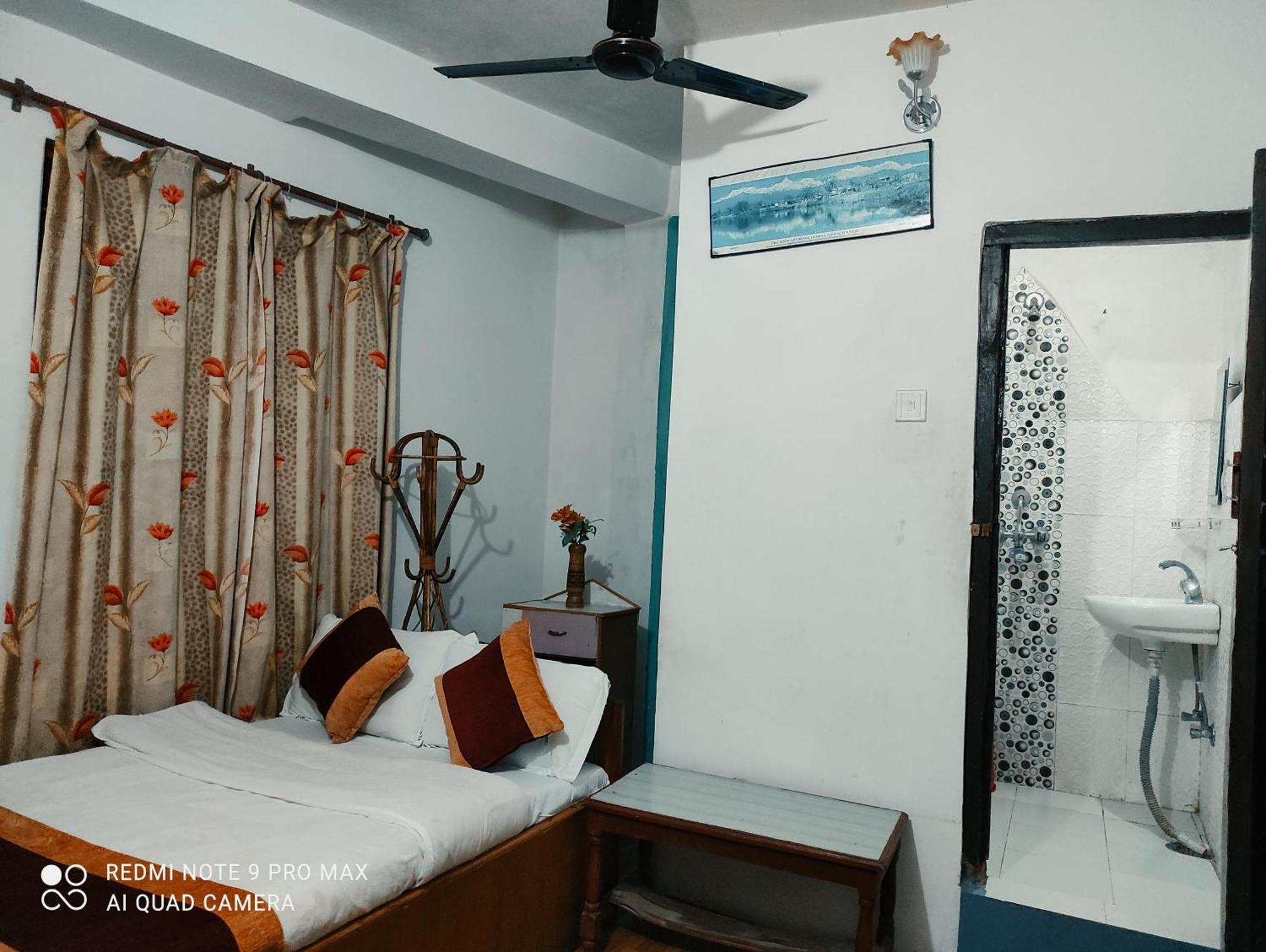 Lake View Lodge Sarangkot Pokhara Zewnętrze zdjęcie