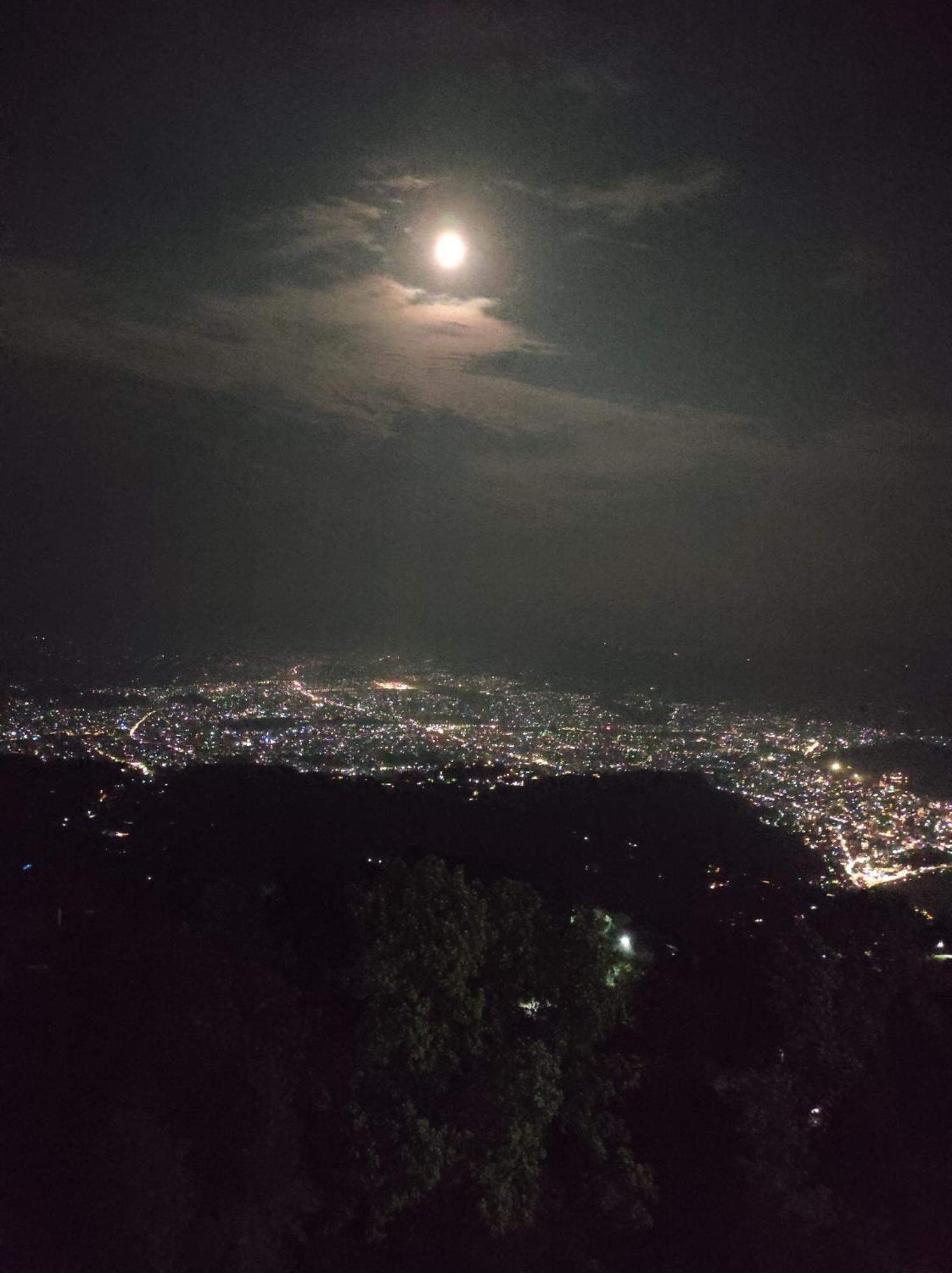Lake View Lodge Sarangkot Pokhara Zewnętrze zdjęcie