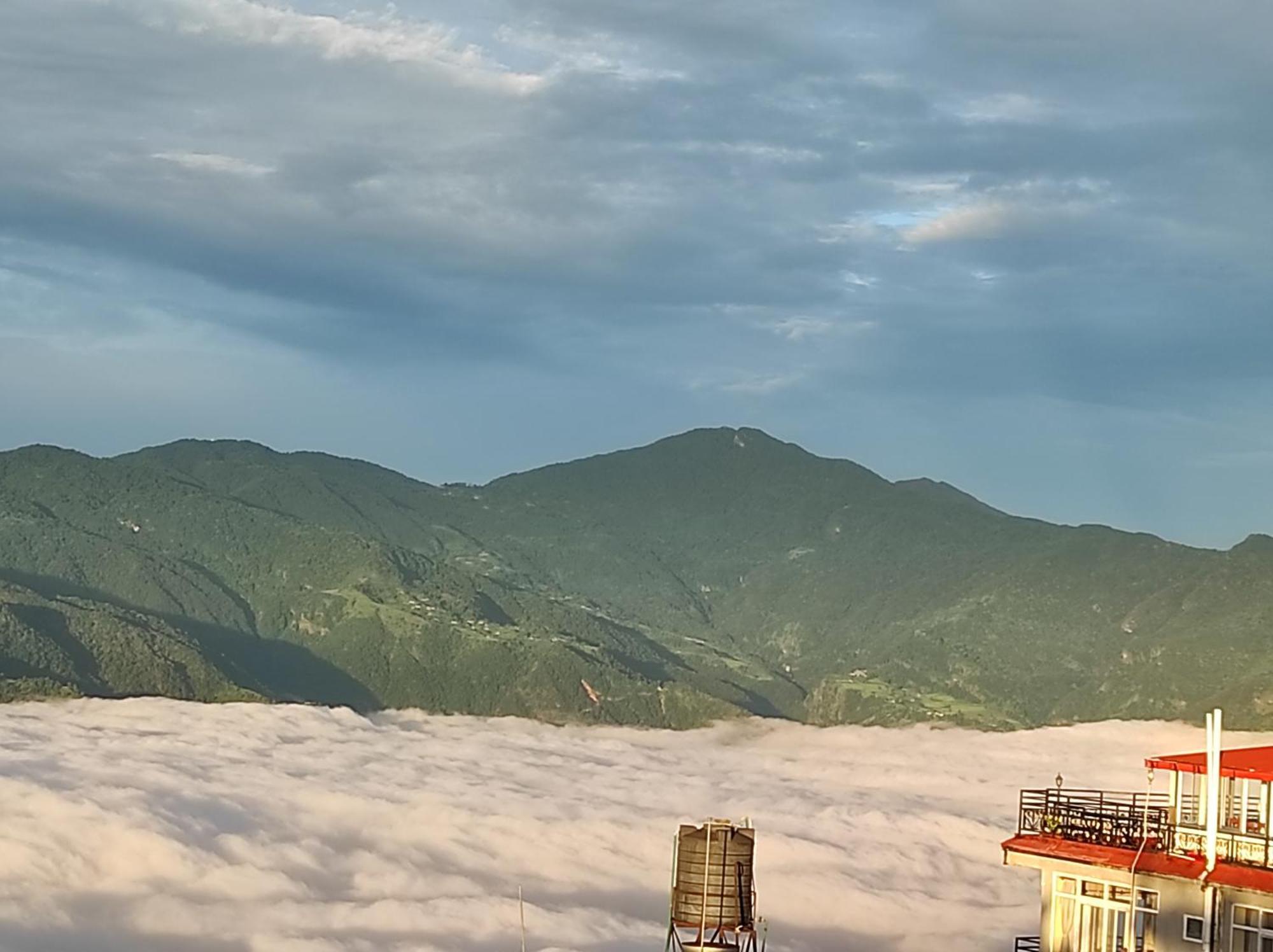 Lake View Lodge Sarangkot Pokhara Zewnętrze zdjęcie